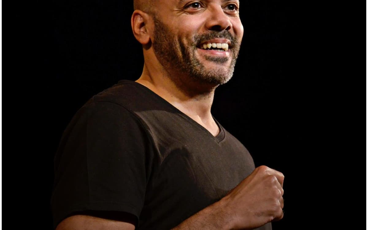 弗雷德里克·西格里斯特脱口秀《39 – 45》：解构人生